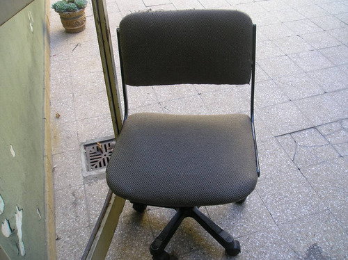 Silla Para Pc U Oficina..totalmente Metalica