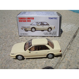 Nissan Maxima 1991  Tomica Limited Vintage 1:64 Hm4