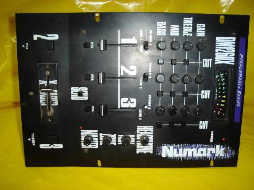 Mixer Numark Dm-1260x P/ Dj -  Mineirinho-cps - Tudo Ok.