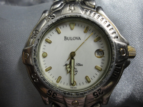 Relógio Bulova Antigo Aço/ouro