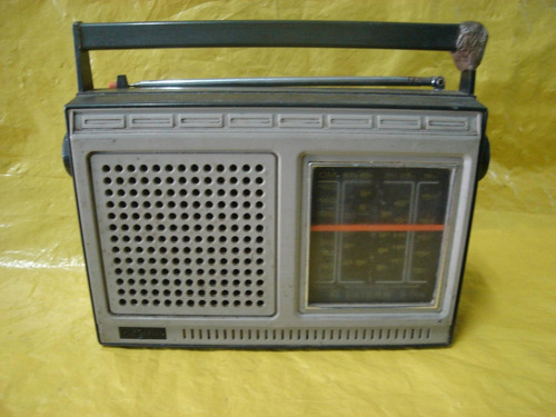 Radio Motoradio 6 Fxs - Am - Bege - Tudo Perfeito.