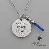 Colar Star Wars - May The Force Be With You Jedi Sabre Azul