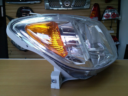 Faro Toyota Hilux 2.7 Derecho 2006 2007 2008 Foto 3