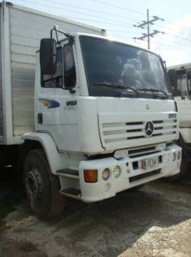 Parachoque Para Camion Mercedes Benz Modelo 1720. Foto 2