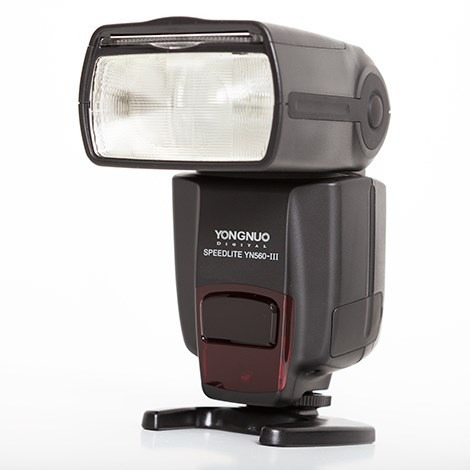 Flash Yongnuo Yn560 Iii Universal Para Canon Nikon+difusor