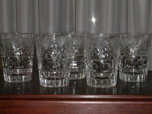 913- Juego De 5 Vasos Whisky Bebidas Cristal Tallado