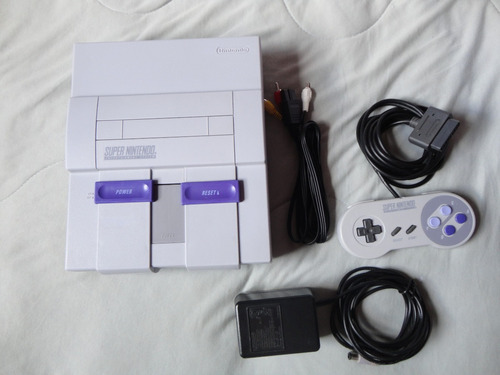 Super Nintendo  + 1 Controle