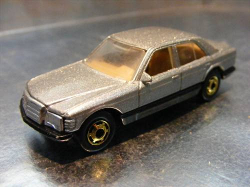 Hot Wheels - Mercedes 380 Sel 1ra Edición De 1982 Hong Kong