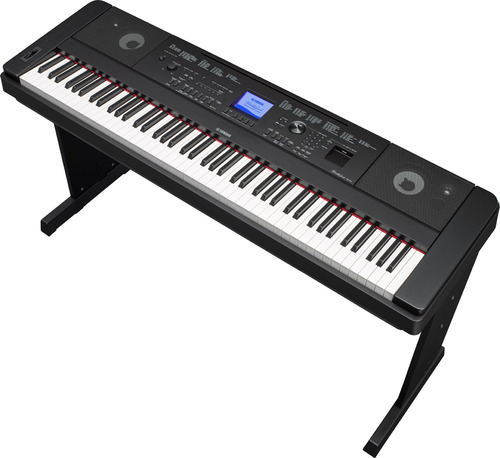 Piano Yamaha Dgx660 Kit Mueble + Pedal Y Micrófono Citimusic
