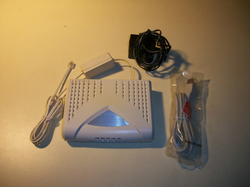Modem/router Xavix8824r+adapt,cables Int. Y Telef+filtro Tel