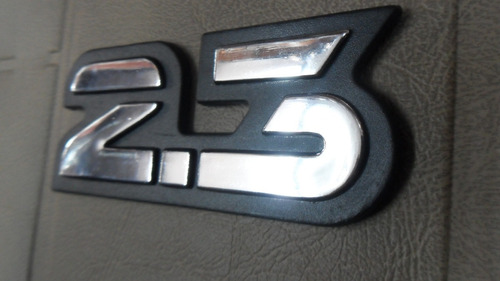 Insignia Emblema 2.3 De Ford Sierra Nueva!! Foto 4