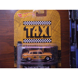 Hot Wheels Retro Taxi 1974 Checker Taxi Cab