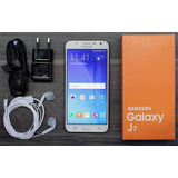 Smartphone Samsung Galaxy J7 Branco Usado