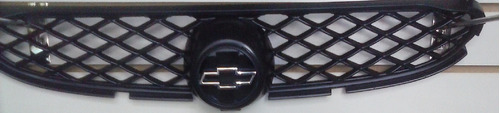 Parrilla Chevrolet Corsa Con Emblema Reemplazo 2puerta 4ptas Foto 2