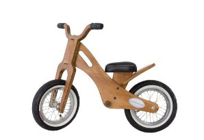 Bicicleta De Madera. Roble