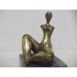 B. Antigo - Pequena Escultura Em Bronze Assinada G. Prieto