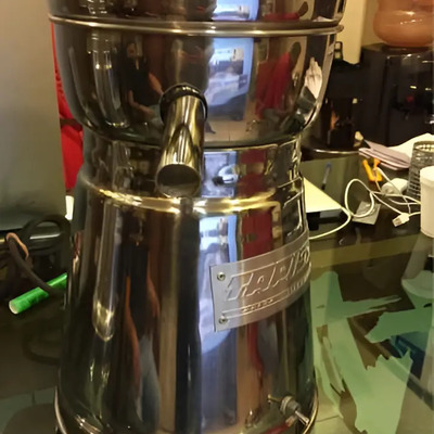 Exprimidor Naranjas Y Citricos Jugos Industrial Tapisa Acero Inoxidable Reten Incluido T12
