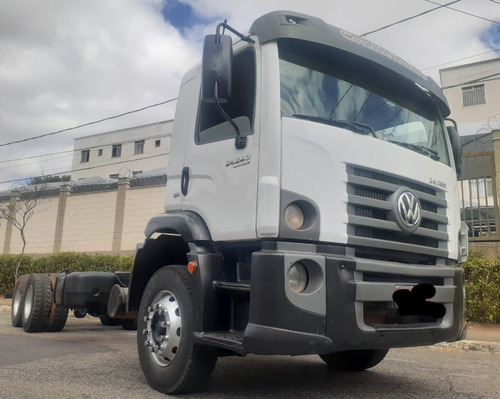 VW 24280 14/14 - NO CHASSI - R$ 215.000