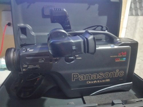 Câmera Panasonic Vhs Pv-950