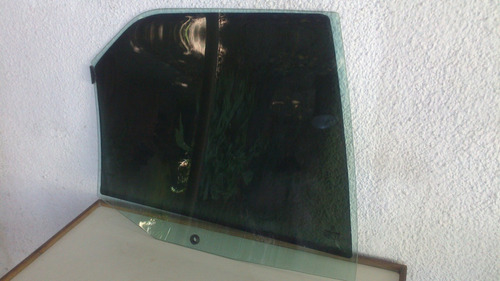 Vidrio Puerta Trasera Derecha (lado Del Piloto) Peugeot 405 Foto 2