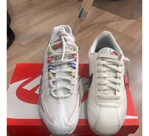 Zapatillas Nike ( Cortez Blanca Y Air Max 95 Blancas)