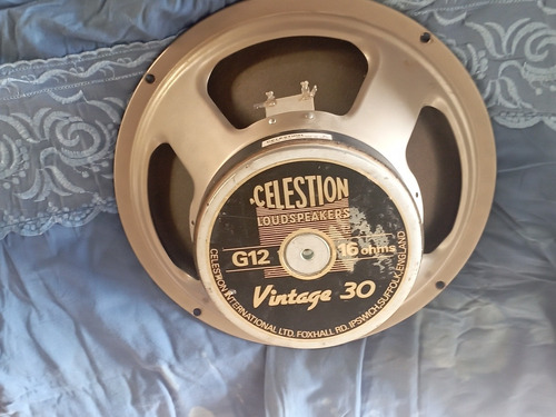 Parlante Celestion Vintage 30 Inglés De 12  Y 16 Ohnmios