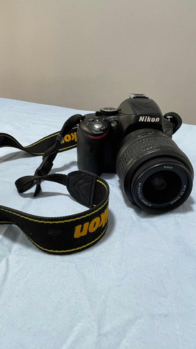 Câmera Nikon Profissional 18mm-55mm