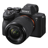 Câmera Mirrorless Sony A7 Iv 4k 33mp Com Lente Fe 28-70mm