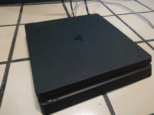 Playstation 4 Slim