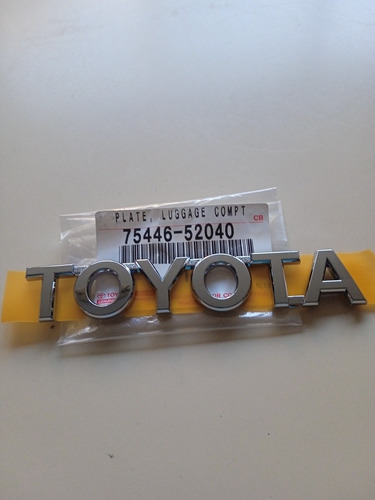 Emblema Letras Cromadas Toyota  Compuerta Yaris Belta 06-16 Foto 3