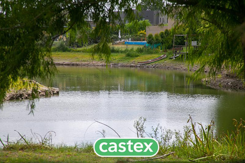 Lote A La Laguna En Venta En El Cantón Barrio Norte - Imagen 3