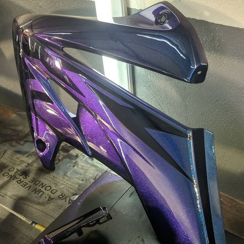 Pintura Motos Camaleon En Aerosol Color + Laca + Primer Kit