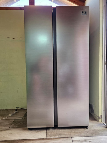 Refrigerador No Frost Samsung Rs62r5011m9 Freezer 647l