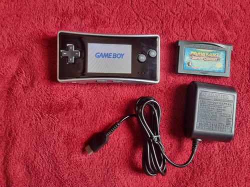 Game Boy Micro + Juego Mario Kart + Cargador Generico 