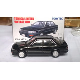 Toyota Corolla Black Gt205  Tomica Limited Vintage 1:64