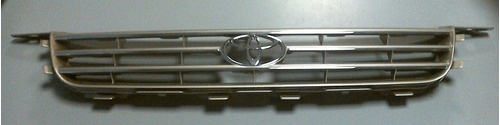 Parrilla Frontal Toyota Camry 2.2 1997-1999 Original  Foto 4