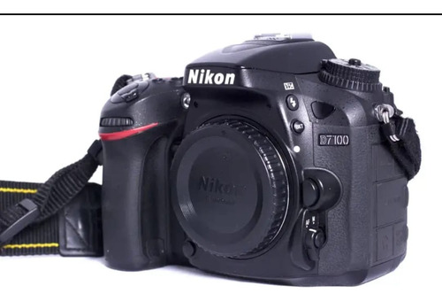  Nikon D7000 Body Color  Negro 