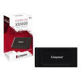 Ssd Externo Portátil 1tb 1000gb Kingston Xs1000 - Sxs1000/1000g Velocidade De Leitura Até 1050mb/s Escrita Até 1000mb/s Interface Usb-c Para Usb-a