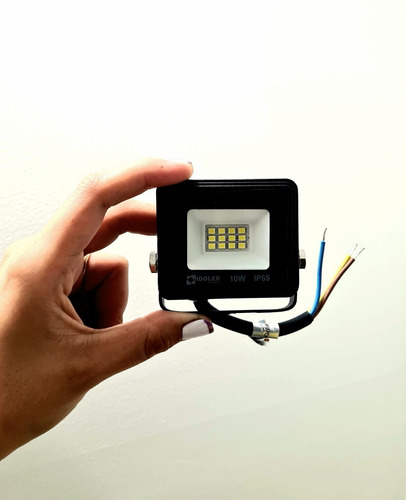 Reflector Led 10w Blanco Bajo Consumo Alta Potencia Exterior