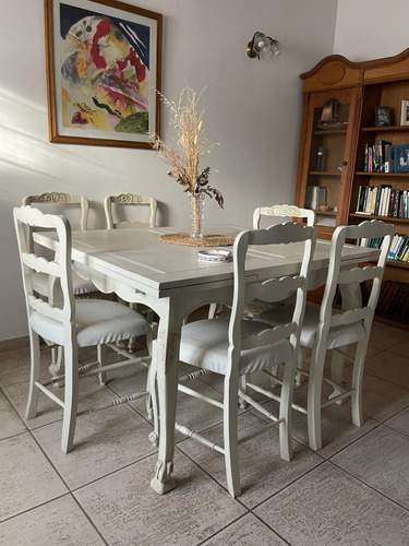 Vendo Juego De Comedor Estilo Provenzal, Con 6 Sillas!!