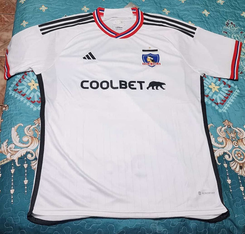 Camiseta Blanca, Negra Y Roja Colo Colo 2023