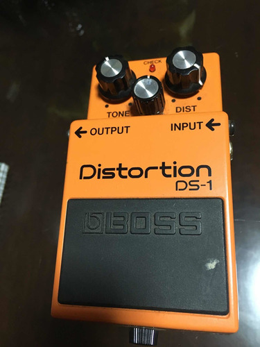 Ds-1 Distortion Boss Pedal Distorção Clássico