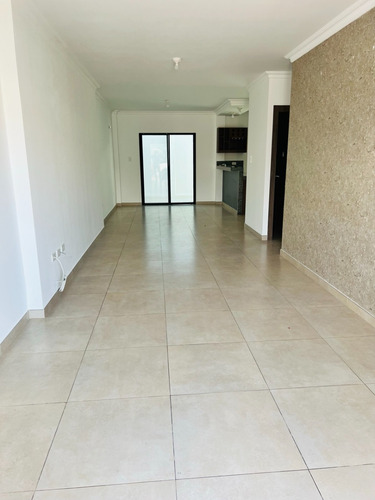 Urb. La Joya, Etapa Granate, La Aurora Casa En Venta O Alquiler - Imagen 2