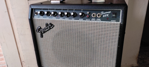 Fender Frontman 25r