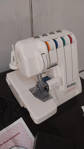 Máquina De Coser Overlock Godeco Lock 1040 