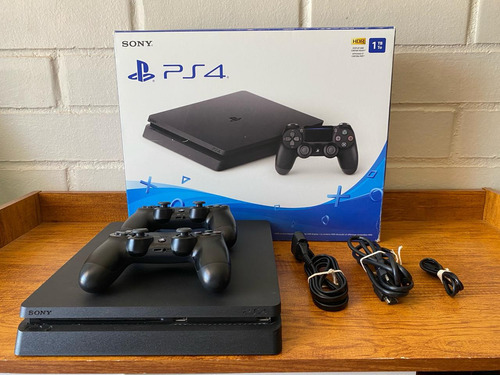 Vendo Ps4 Slim 1tb Con 20 Juegos Digitales Y 2 Controles