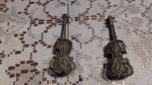 Hermosas Miniaturas De Violines De Filigrana De Plata