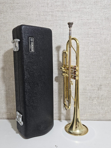 Trompete Yamaha Ytr 2321 Dourado Japão Usada Ref: 714