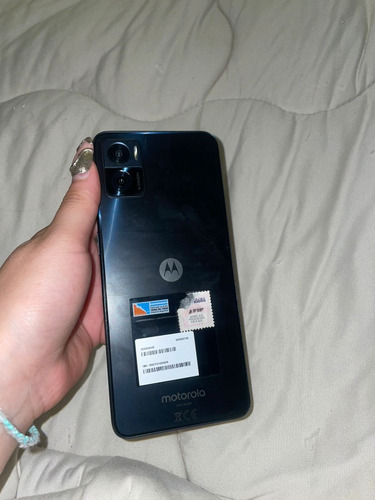 Celular Motorola E22