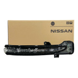 Luz Direccional Espejo Derecho Original Nissan Versa 2015